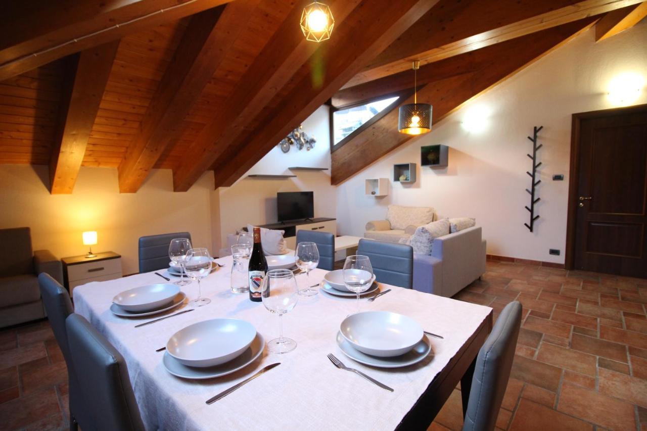 Apartamento Attico Dell'Aquila Brusson Exterior foto