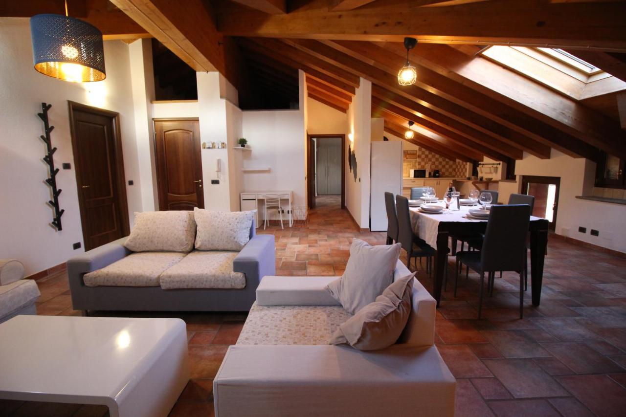 Apartamento Attico Dell'Aquila Brusson Exterior foto