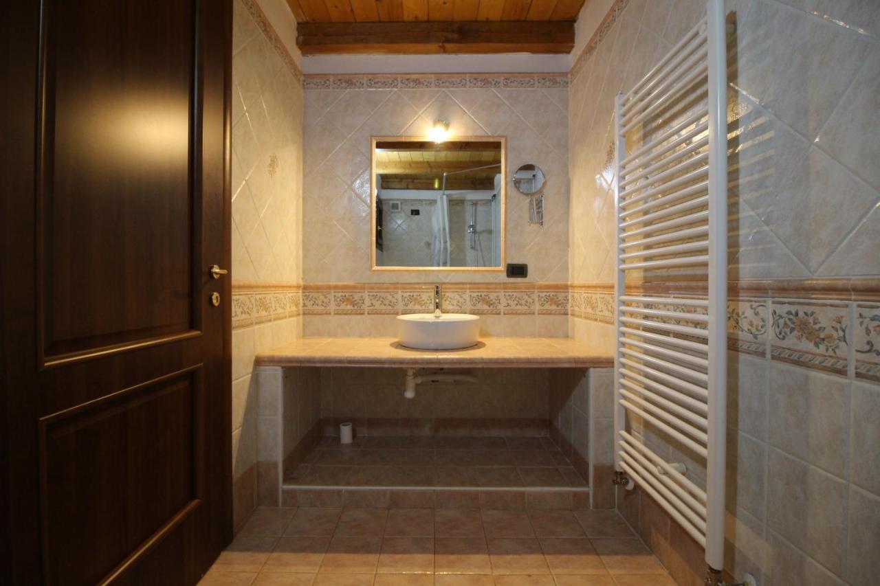 Apartamento Attico Dell'Aquila Brusson Exterior foto