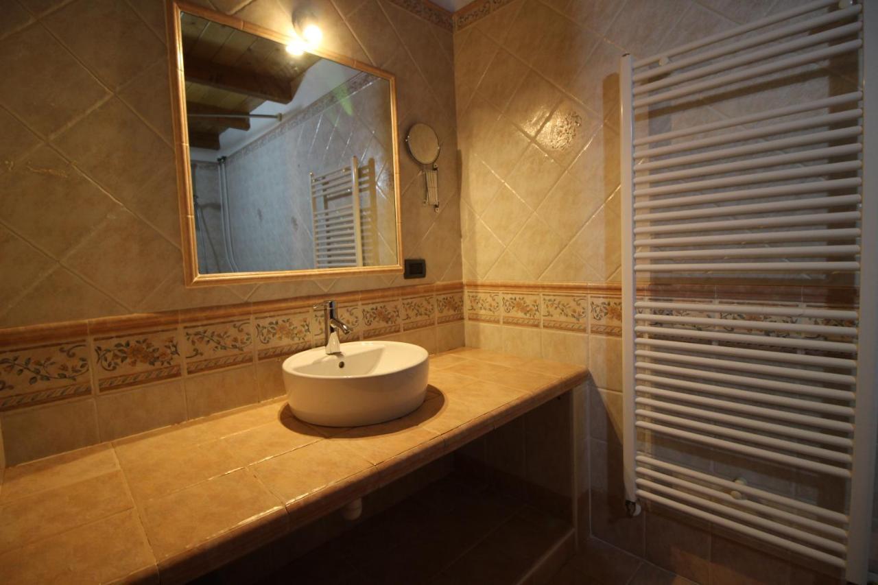 Apartamento Attico Dell'Aquila Brusson Exterior foto